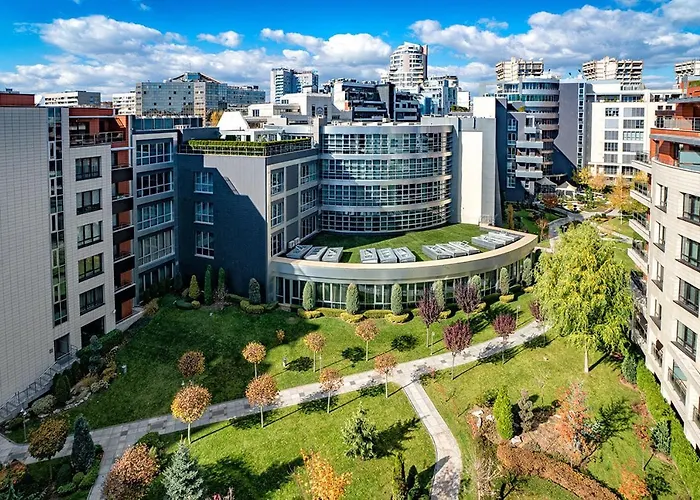 Luxury Gated Apartament